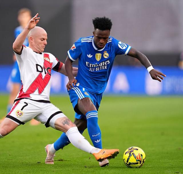 1762708645452027265.jpg 1762708641390.jpg